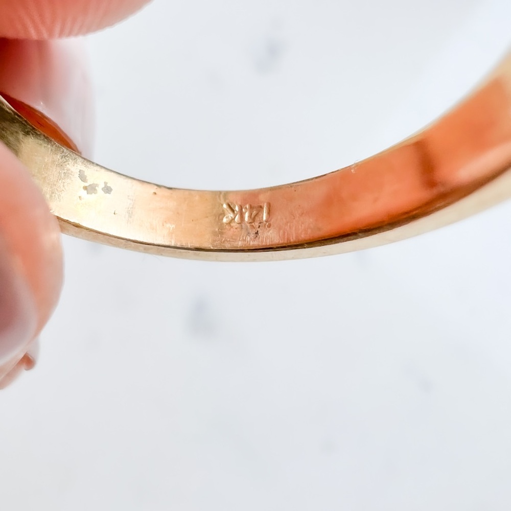 14K Yellow Gold Three Champagne Diamond Vintage Band Ring - Picture 9 of 12